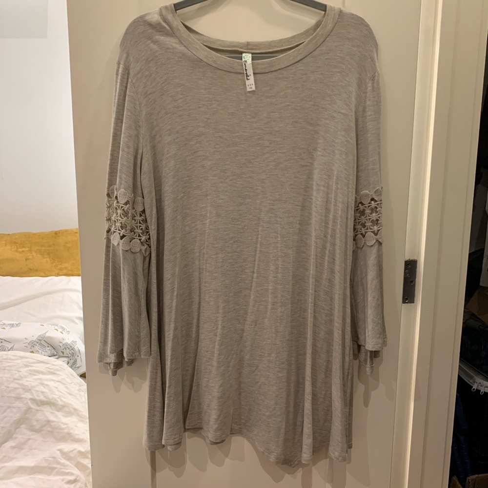Emerald Tunic with detailed bell sleeve